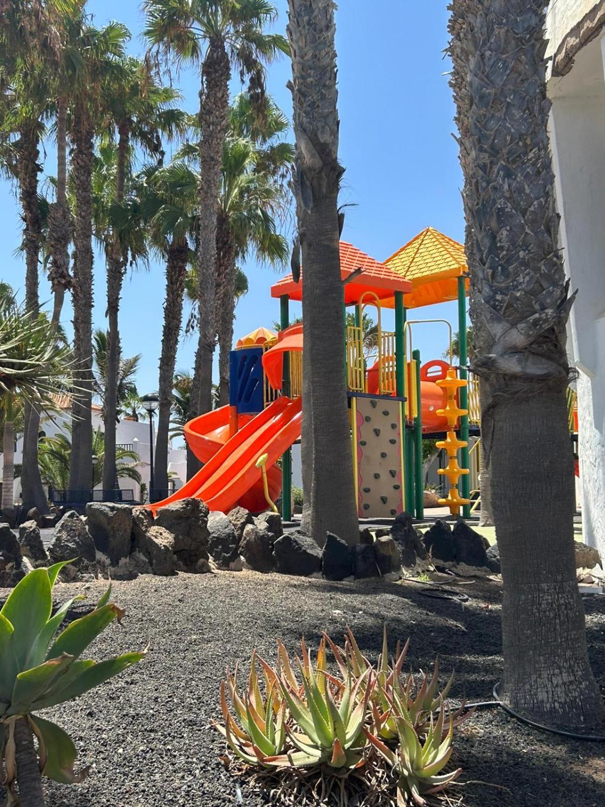 Apartamentos Gala Corralejo Ngoại thất bức ảnh